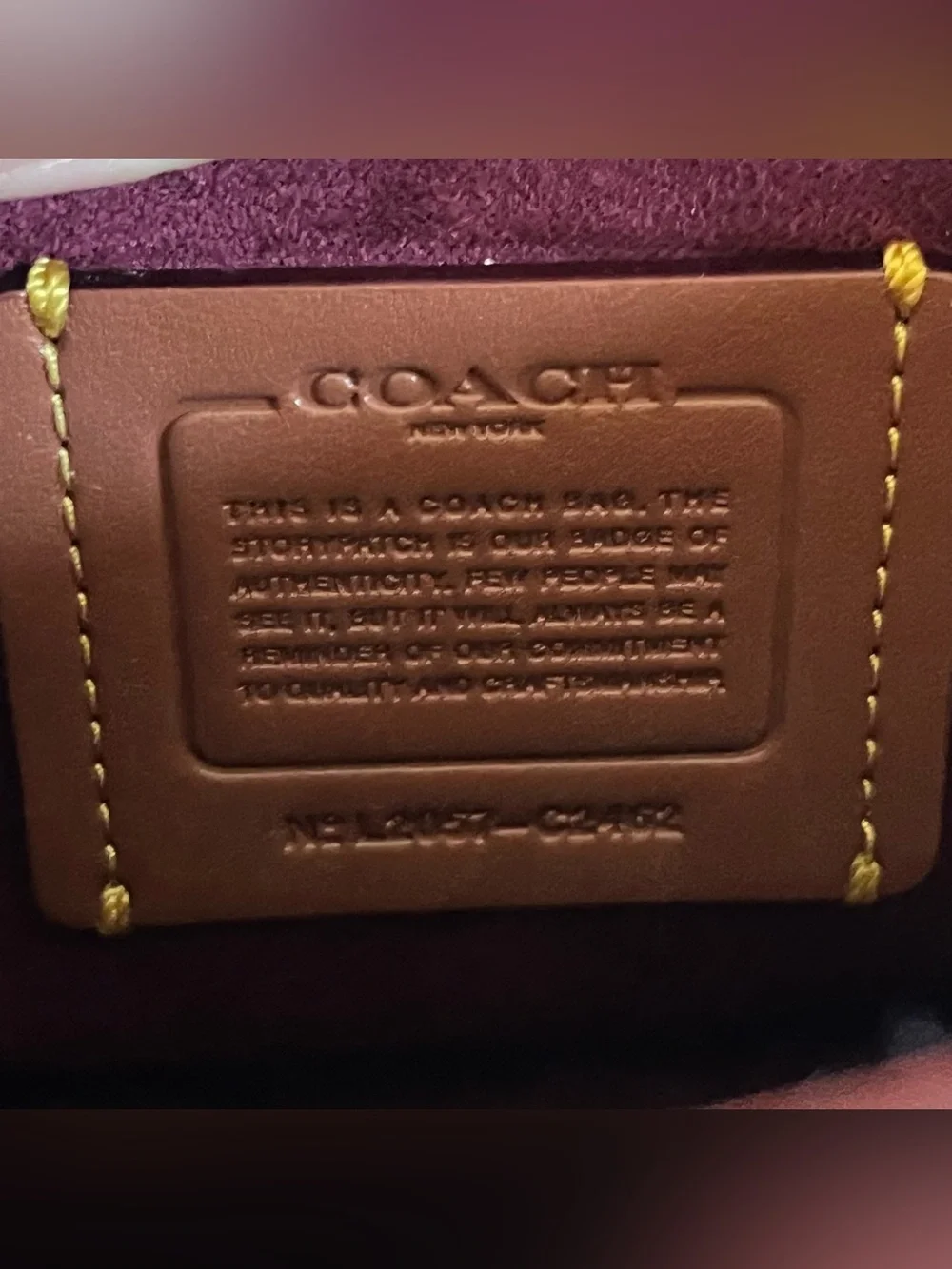 Coach madison 16 signature with rivets shoulder bag convertible bag EUC